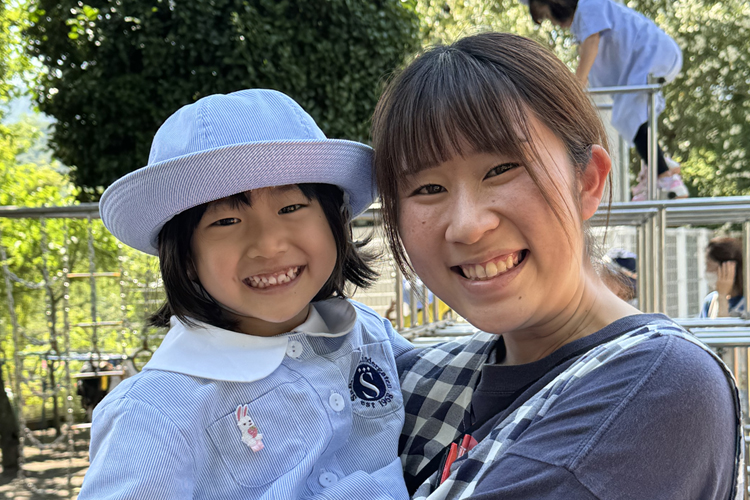 働く人みんなの風通しの良さ、明るさ、笑い声や笑顔の多さが伊勢原山王幼稚園の特徴です。